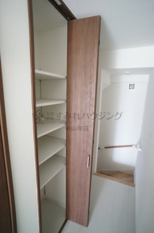 安倉南ガレージハウスの収納