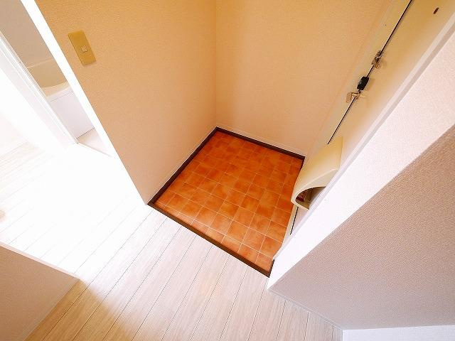 エクセル青垣の玄関|落ち着いた玄関です