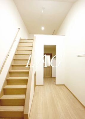 【居間・リビング】 | グラート向ヶ丘遊園 | 洋室のお部屋です。