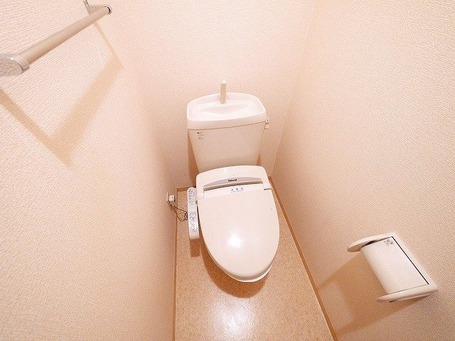 エトワール州見台のトイレ|落ち着いたトイレです