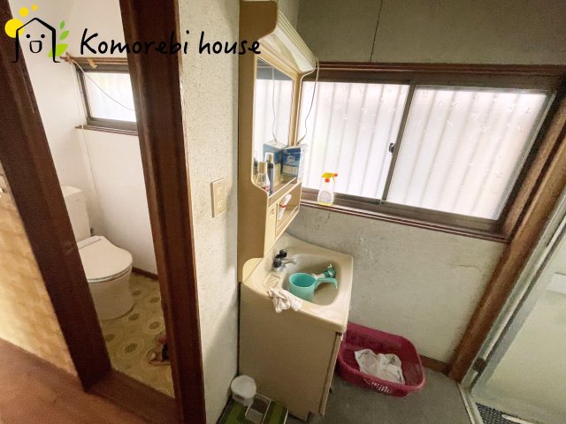 北本市本宿6丁目　中古一戸建ての独立洗面台|使いやすい独立洗面台です