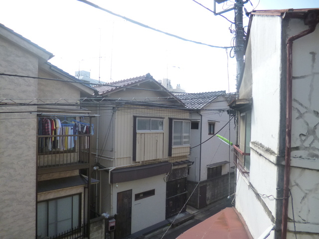 アゼリア　コート　下北沢の展望