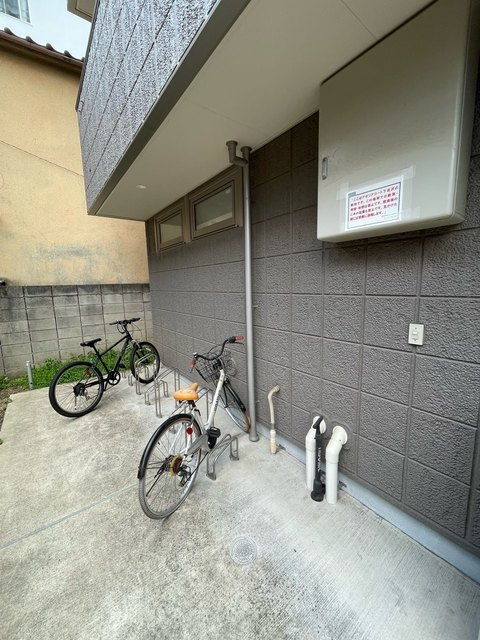 アゼリア　コート　下北沢のその他共用部分|自転車置き場