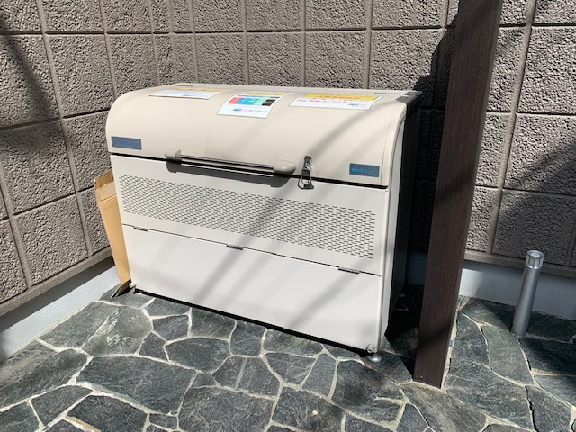 アゼリア　コート　下北沢のその他共用部分|ゴミストッカー