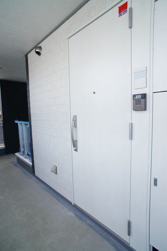 リブリ・クレール浦和の玄関