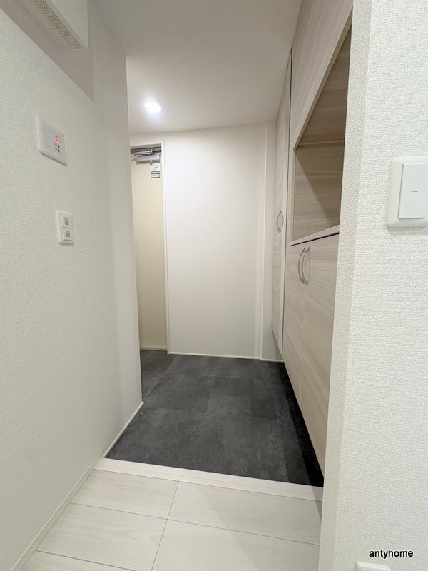 スペチアーレ平野西　仲介手数料無料の玄関