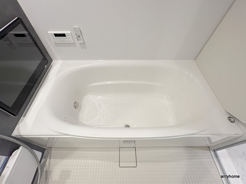 スペチアーレ平野西　仲介手数料無料の浴室