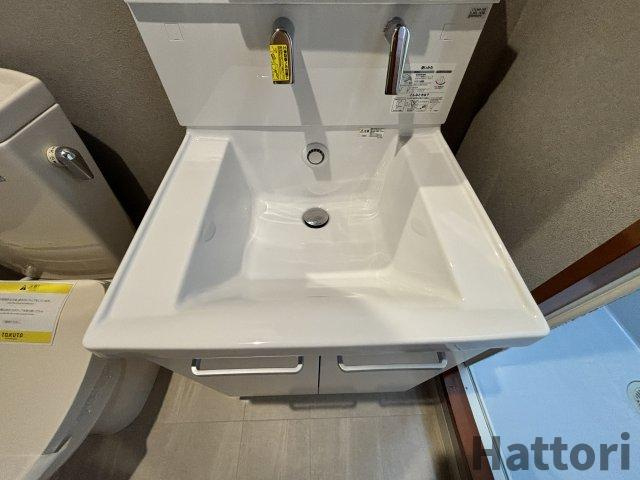 アーデン新大阪の洗面所