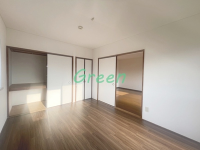 【寝室】 | ラーク湘南