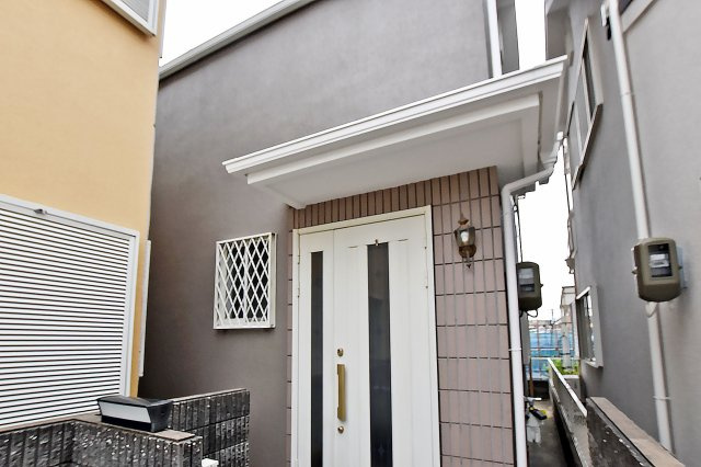 西宮市荒木町中古戸建│3LDK+駐車2台可の外観|外壁、屋根塗装済3LDK中古戸建です。