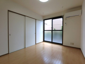 【居間・リビング】 | リヴェールキャッスル　D