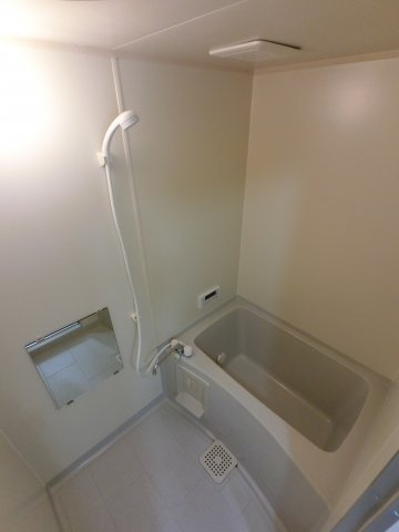 【浴室】 | リヴェールキャッスル　D