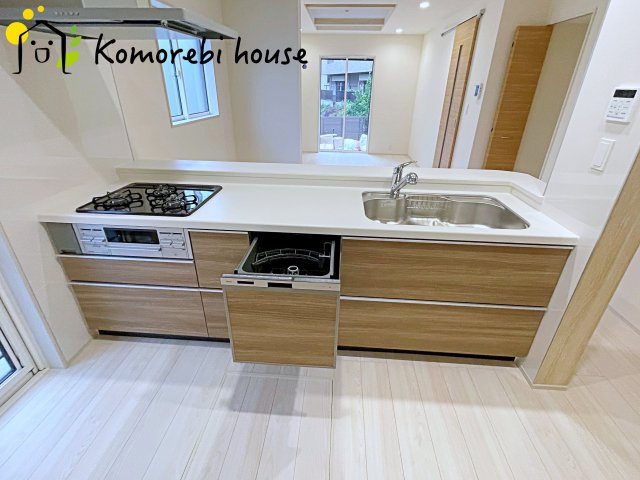 さいたま市大宮区堀の内町2丁目　2期　新築一戸建て　ブルーミングガーデン　04のキッチン|撮影：'25/10/31