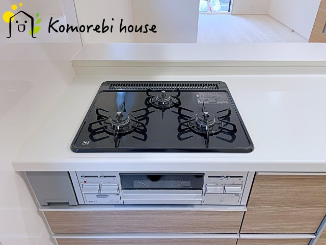 さいたま市大宮区堀の内町2丁目　2期　新築一戸建て　ブルーミングガーデン　04のキッチン|撮影：'25/10/31