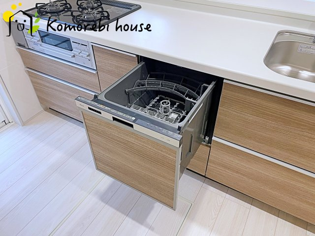 さいたま市大宮区堀の内町2丁目　2期　新築一戸建て　ブルーミングガーデン　04のキッチン|撮影：'25/10/31