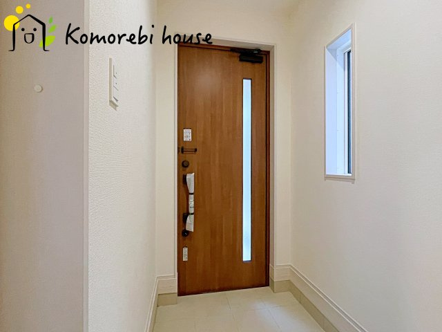 さいたま市大宮区堀の内町2丁目　2期　新築一戸建て　ブルーミングガーデン　04の玄関|撮影：'25/10/31