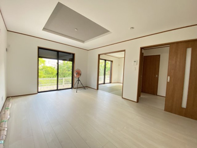 【居間・リビング】 | うるま市前原（全4棟）2号棟 | 2号棟　LDK16.5帖♪