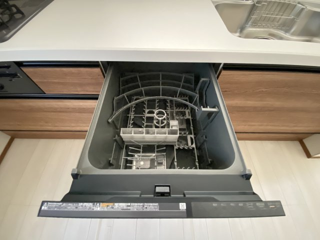 うるま市前原（全4棟）ラスト2号棟のキッチン|2号棟　ビルトイン食洗機付き♪