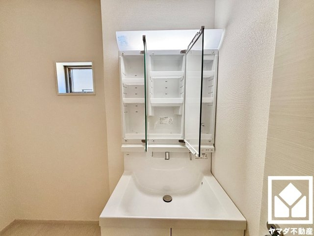 伏見区向島庚申町　2期　1号地の独立洗面台