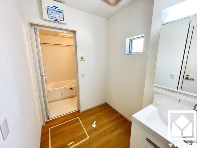 伏見区向島庚申町　２期　２号地の独立洗面台