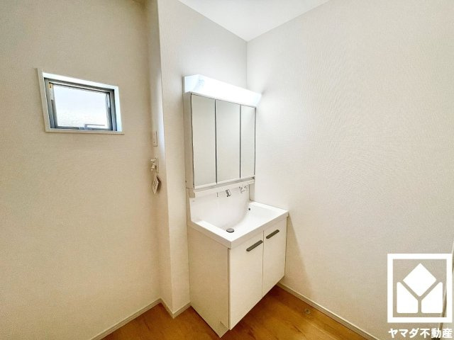 伏見区向島庚申町　２期　２号地の独立洗面台