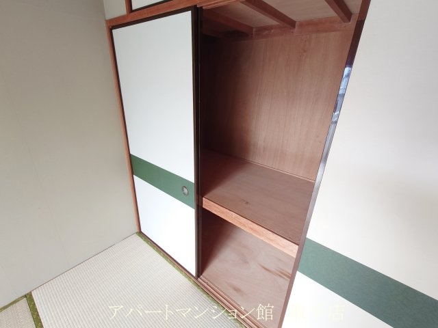 ハイツサンサン林の収納