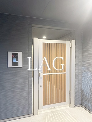 【エントランス】 | ＡＶＥＮＩＲ | エントランスです。