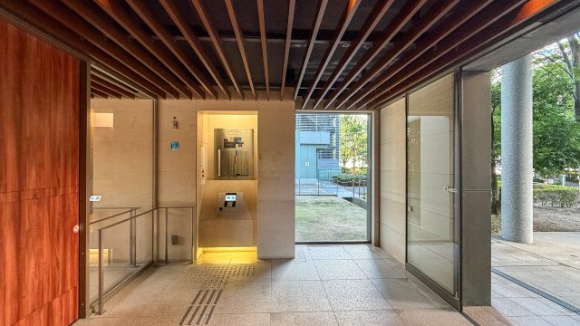 ライオンズタワー仙台大手町のエントランス