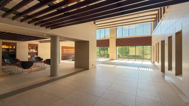 ライオンズタワー仙台大手町のロビー