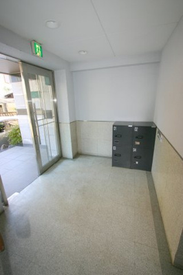 【ロビー】 | 岡町グリーンハイツ