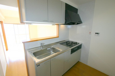 【キッチン】 | 岡町グリーンハイツ | ※同タイプの写真となり、実際のお部屋とは異なる場合があります
