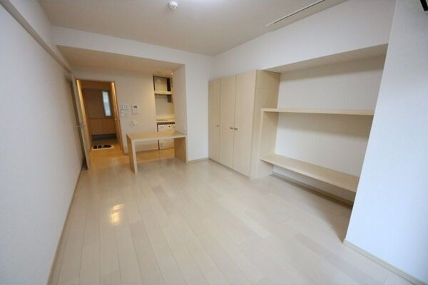 ドゥーエ大須の居間・リビング