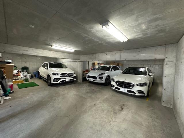 大田区上池台３丁目の中古一戸建の駐車場| 