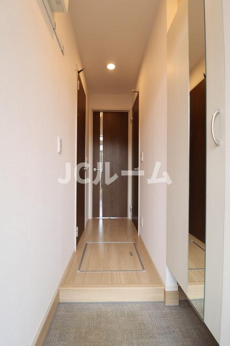 アステール寺町の玄関