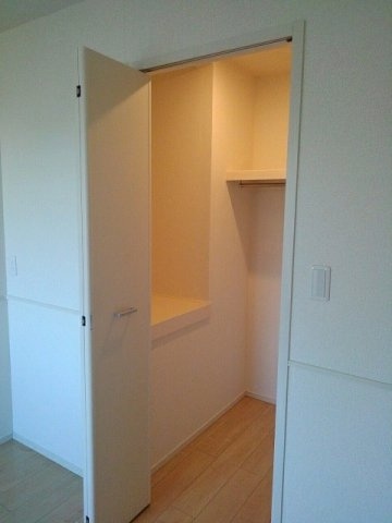 エクメーネセトル　Ｃの収納|こまごまとしたものを収納できそうですね