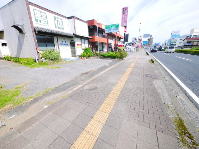 東金市東新宿　中古店舗付戸建の前面道路含む現地写真|国道126号店舗付住宅住宅 敷地約152坪 都市ガス上下水駐車6台可能 JR東金線東金駅徒歩約11分