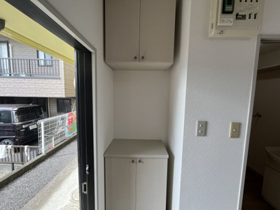 【玄関】 | コーポイーストウッド