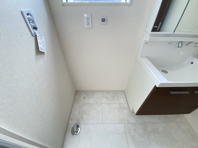 【ランドリースペース】 | うるま市江洲（全4棟）ラスト3号棟 | 3号棟　洗濯機置き場♪