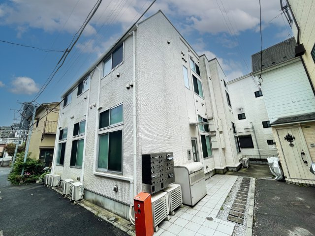 SpiLytus北千住の外観