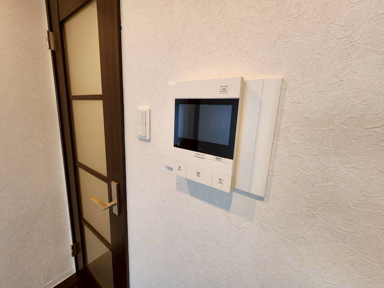 エグゼK&KⅡのセキュリティ|モニター付きのインターホン