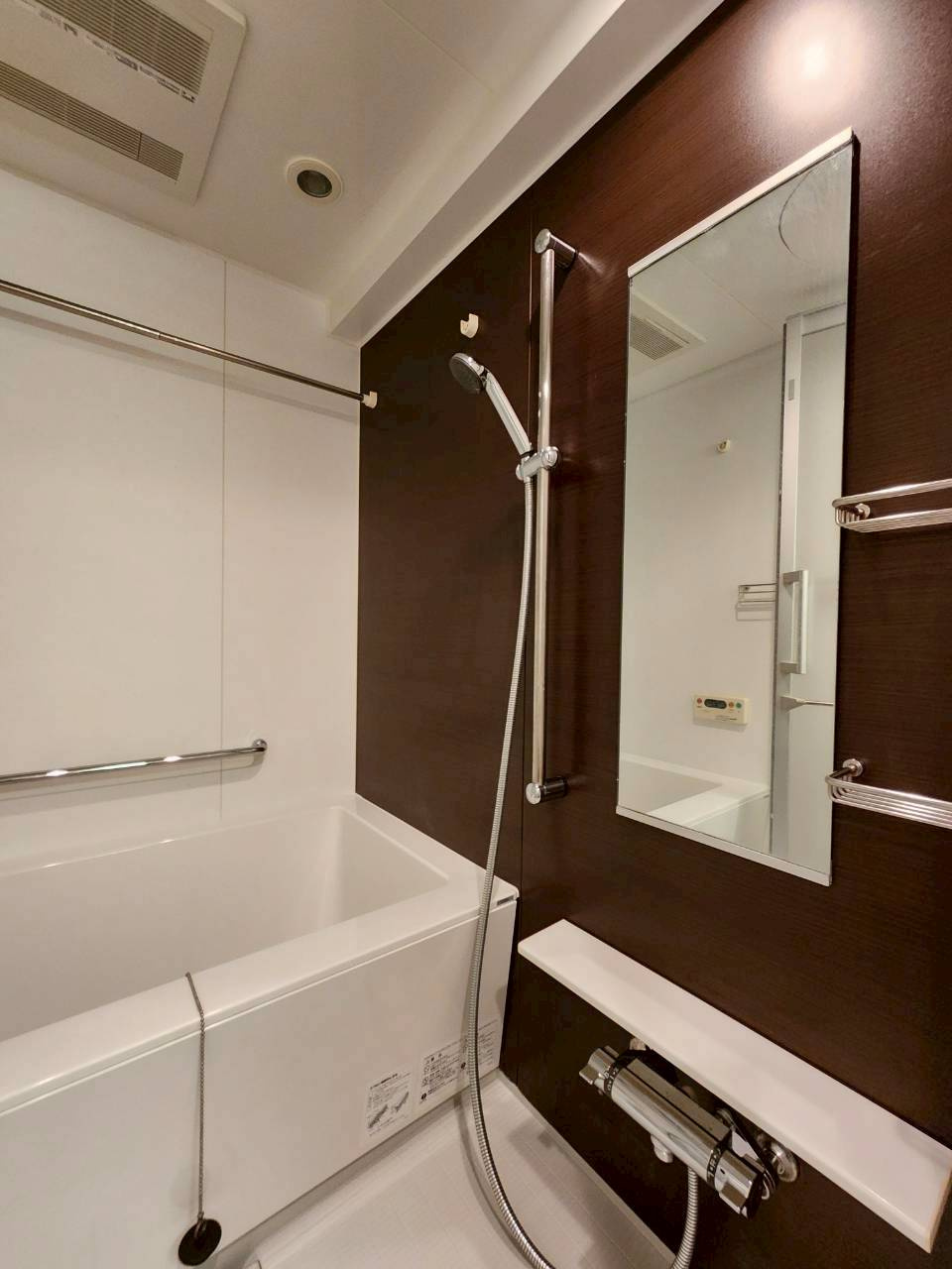 エグゼK&KⅡの浴室|浴室乾燥機付きのバスルーム