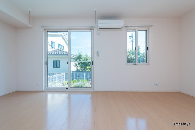 ディアコート金箱の居間・リビング