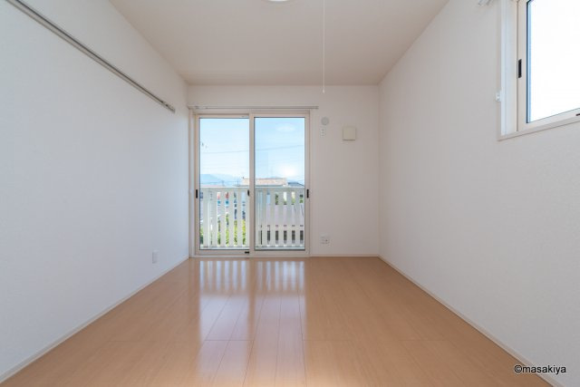 ディアコート金箱の洋室