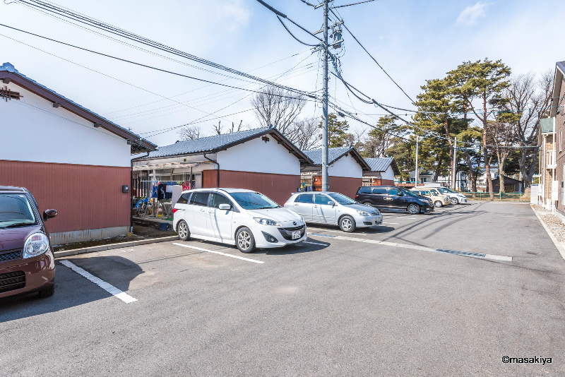 ディアコート金箱の駐車場|駐車場　2台目もあります。