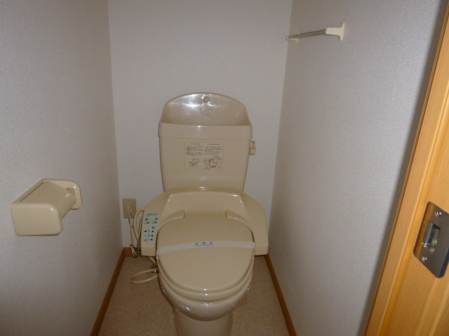 パーク・アヴェニューＢのトイレ|シャワー付きトイレ
