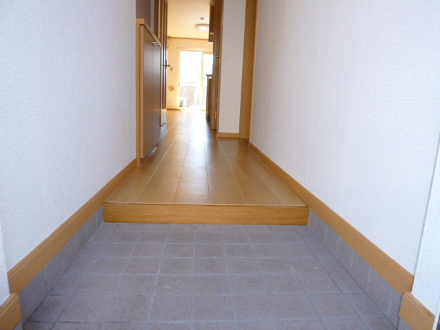 倉敷市福田町古新田のアパートの玄関
