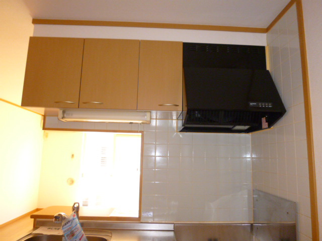 パーク・アヴェニューＢのキッチン|吊戸