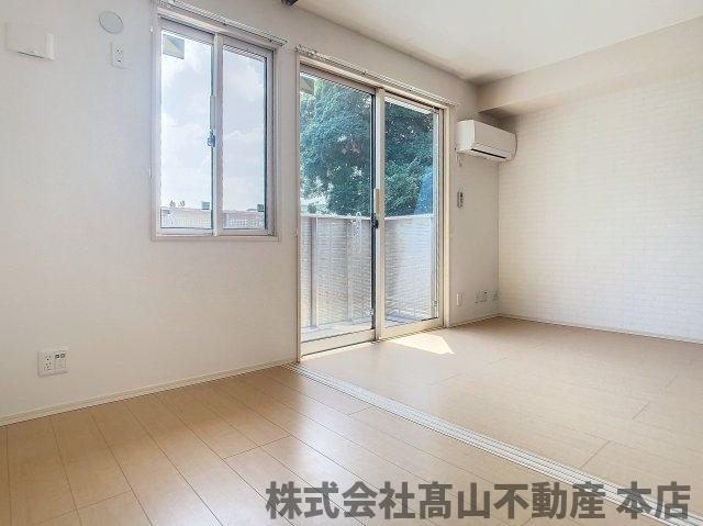 宗像市陵厳寺３丁目のアパートの内装