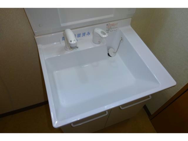 サニーアヴェニューの洗面所