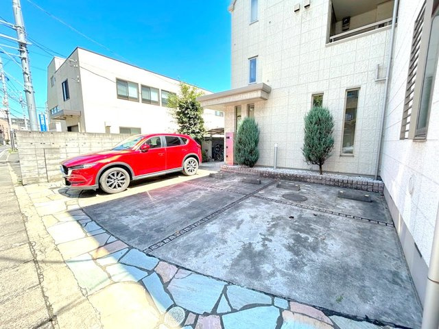 カーサ・マルフィールの駐車場|★駐車場★